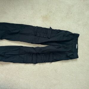 Abercrombie & fitch cargo pants black size 25 curve love